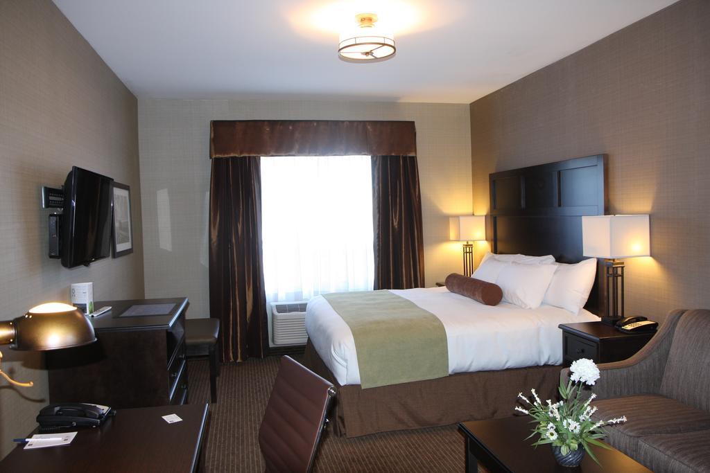 Best Western Plus Okotoks Inn & Suites Habitación foto