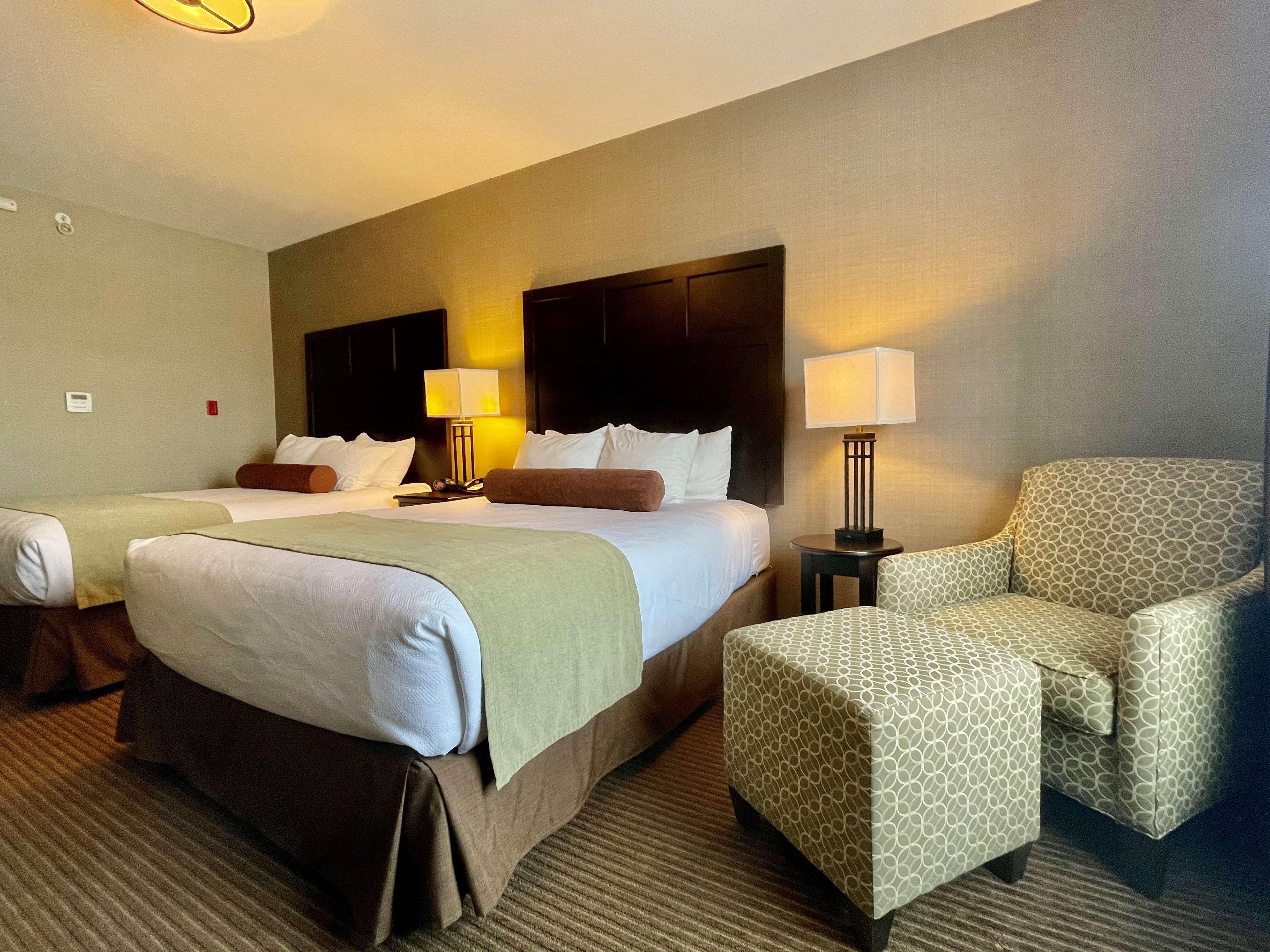 Best Western Plus Okotoks Inn & Suites Exterior foto